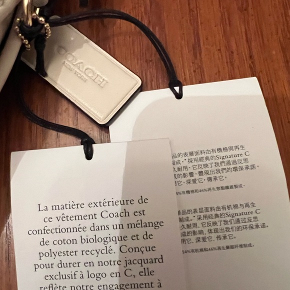 COACH NWT Signature Small Dufflette - Picture 3 of 12